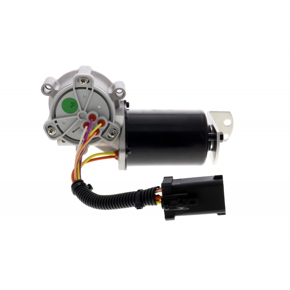 Actuator, transfer case