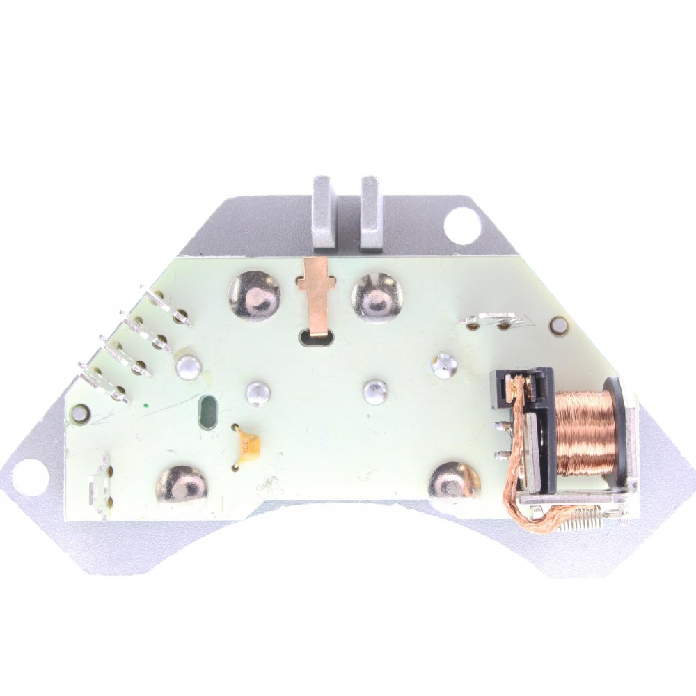 Regulator, interior blower